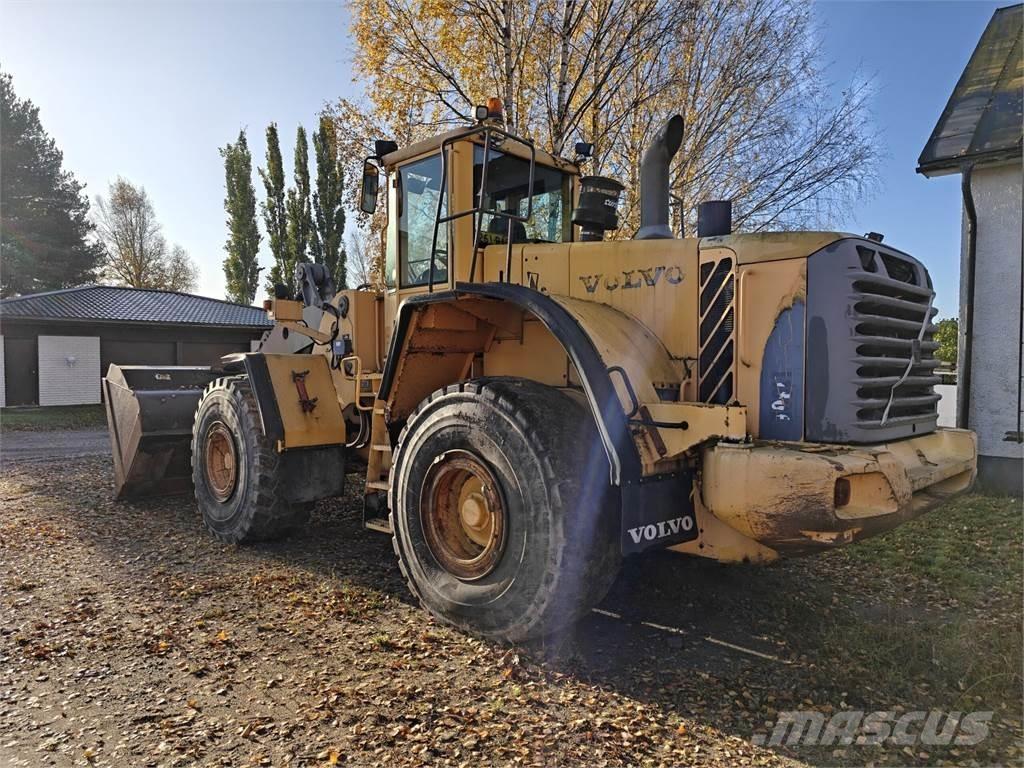 Volvo L180E Gumikerekes homlokrakodók