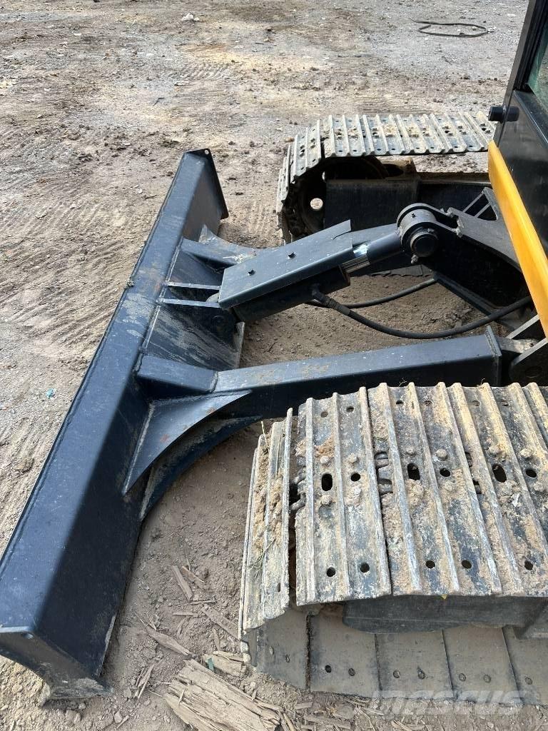 CAT 308E Lánctalpas kotrók