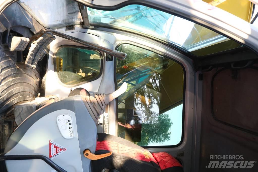 Sumitomo SH120A-3 Lánctalpas kotrók