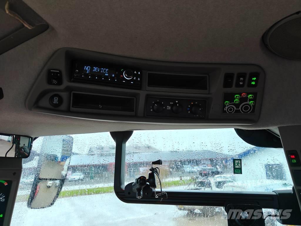 CASE 240 Puma Traktorok