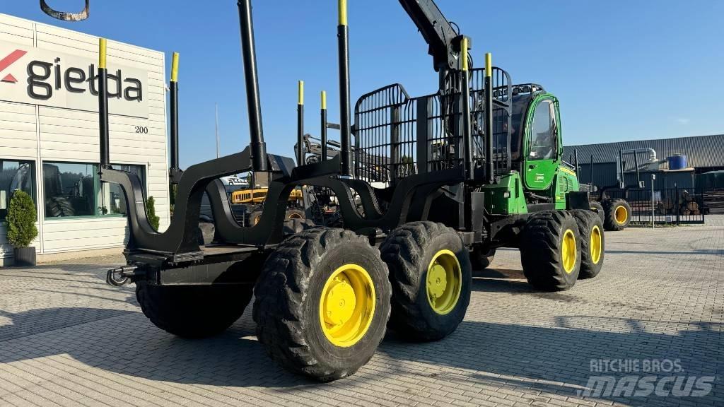 John Deere 1210 E Kihordók