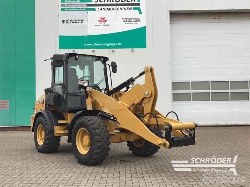 CAT 908 HL-14 Gumikerekes homlokrakodók