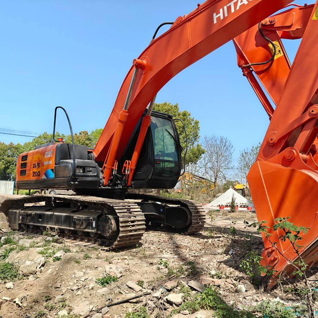 Hitachi ZX200 Lánctalpas kotrók