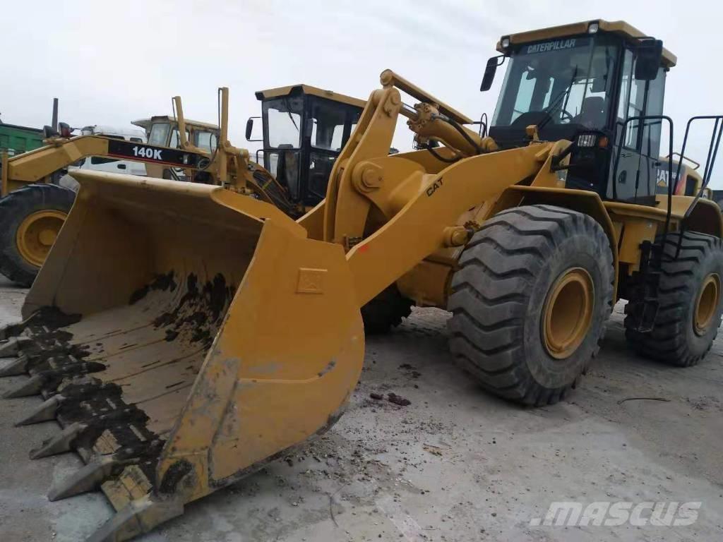 CAT 966H Gumikerekes homlokrakodók