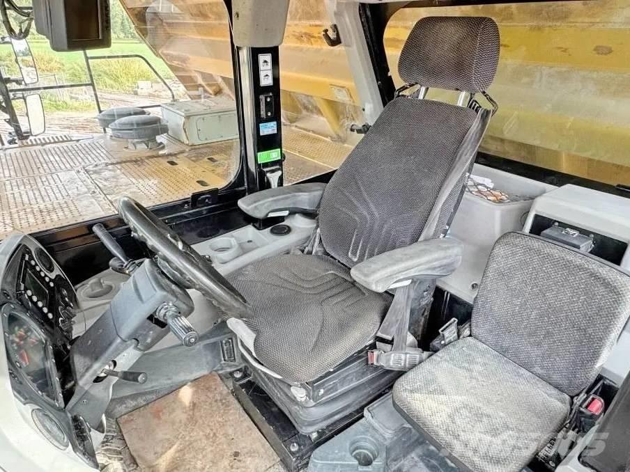 CAT 777 G Csuklósdömperek