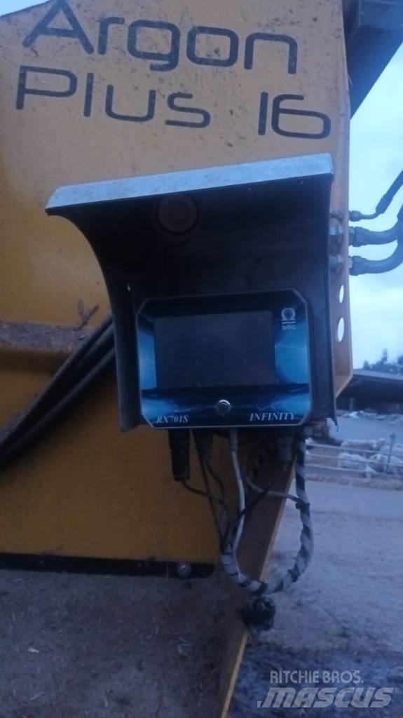  Matrix Argon Plus 16 Takarmánykeverők