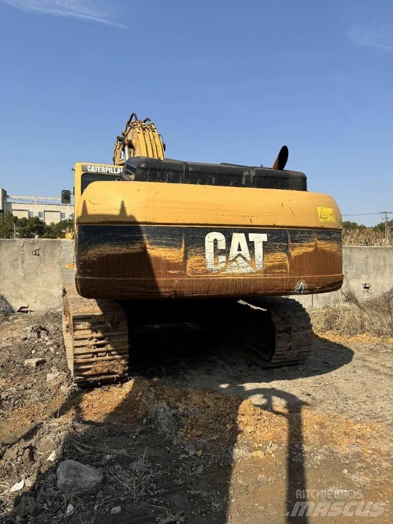 CAT 330C Lánctalpas kotrók