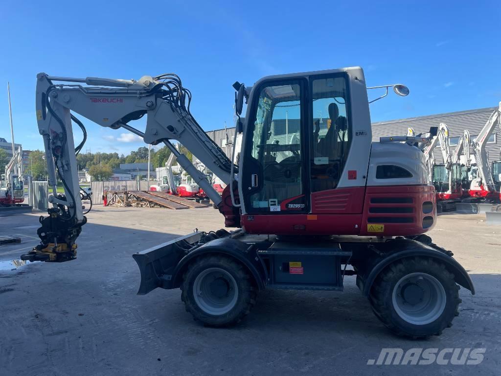 Takeuchi TB 295W Gumikerekes kotrók