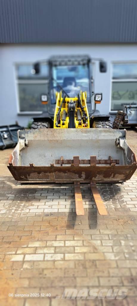 Wacker Neuson WL 52 Gumikerekes homlokrakodók