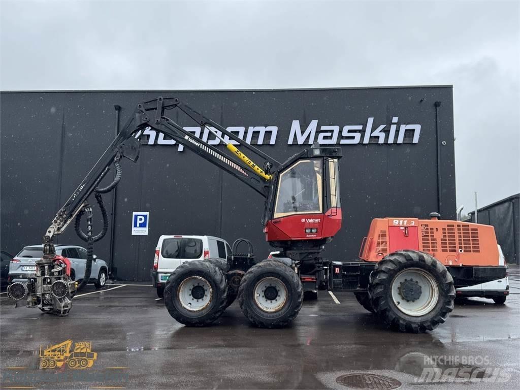 Valmet 911.3 Betakarítók