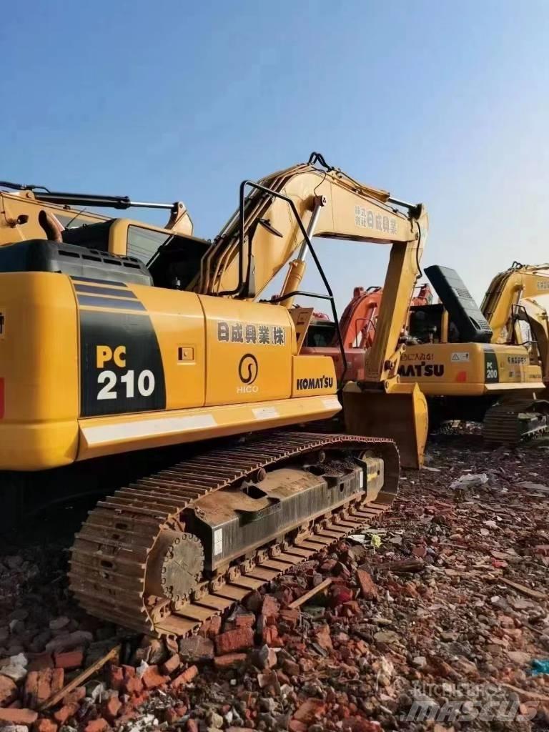 Komatsu PC 210 Lánctalpas kotrók