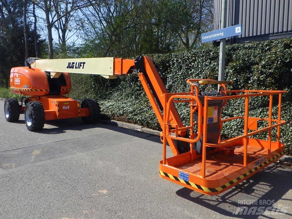 JLG 660SJ Teleszkópos emelők