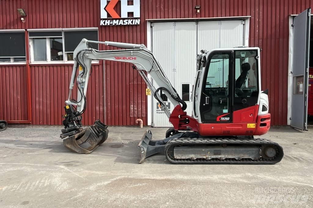 Takeuchi TB 260 Mini kotrók < 7t