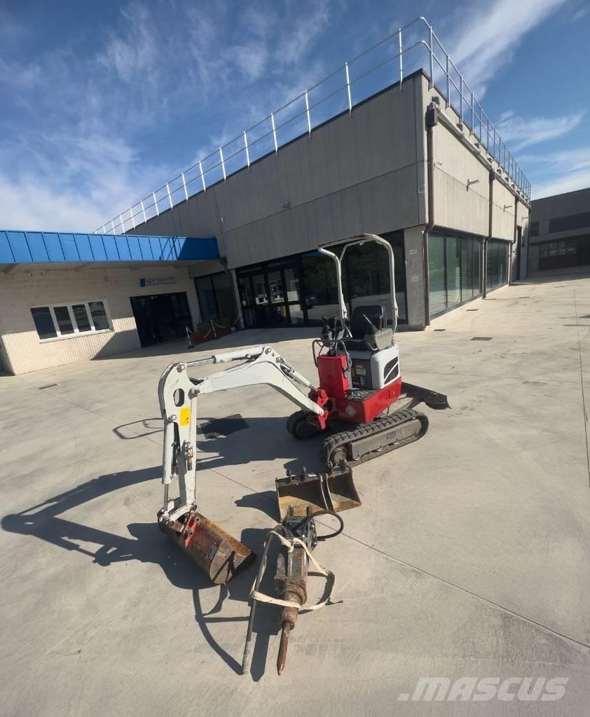 Takeuchi TB 210 R Mini kotrók < 7t