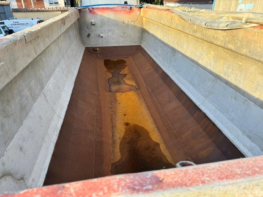 Kempf SKM 35/3 Billenő félpótkocsik