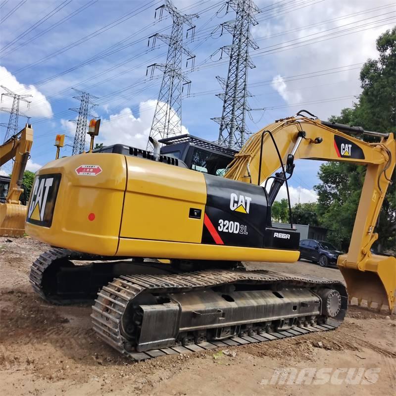 CAT 320 D L Lánctalpas kotrók