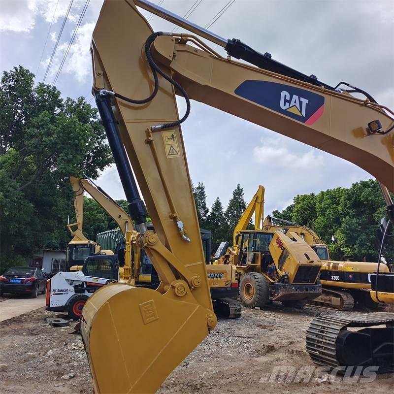 CAT 320 D L Lánctalpas kotrók