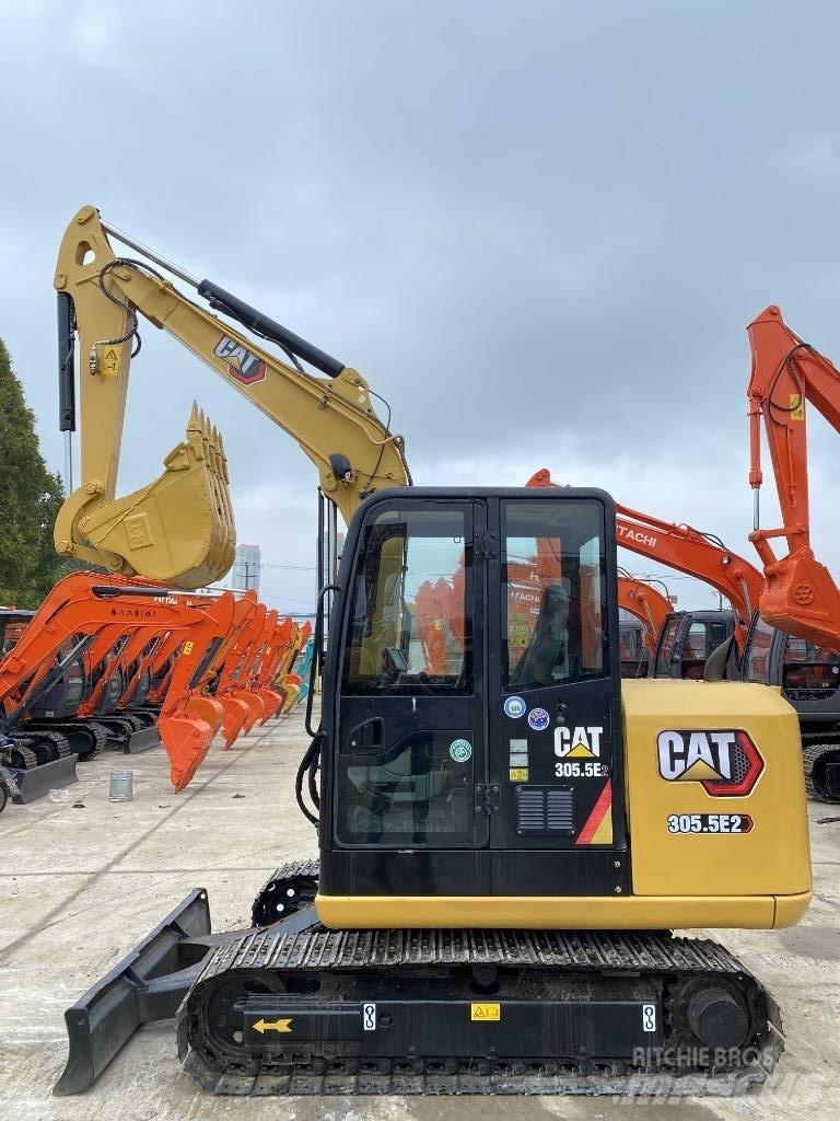 CAT 305.5 Lánctalpas kotrók