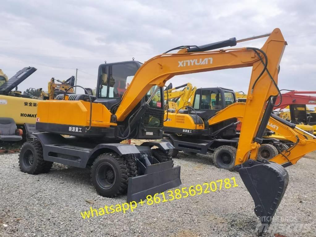 Xinyuan XYB75-9 Gumikerekes kotrók