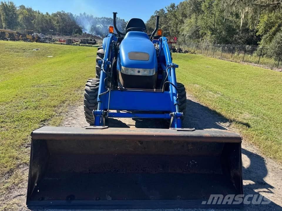 New Holland TC 35 Traktorok