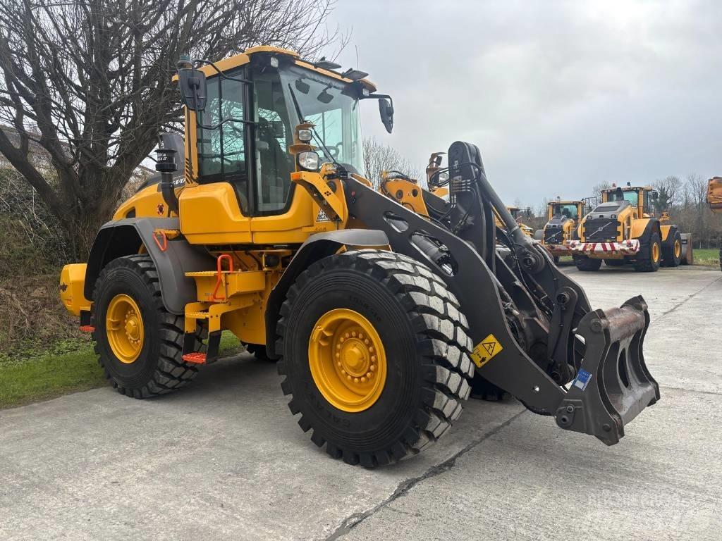 Volvo L90H Gumikerekes homlokrakodók