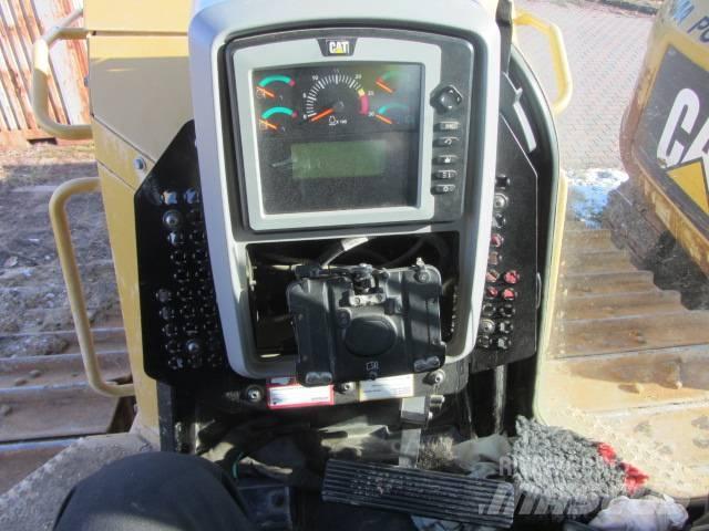 CAT D 7 E lánctalpas dózerek