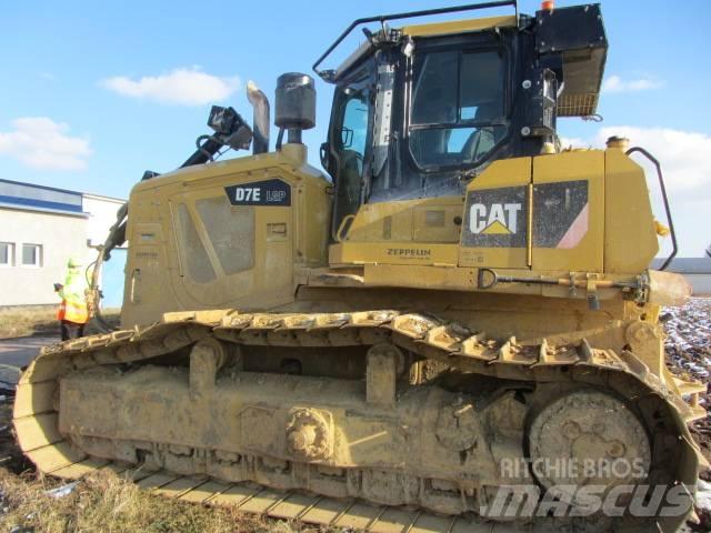 CAT D 7 E lánctalpas dózerek