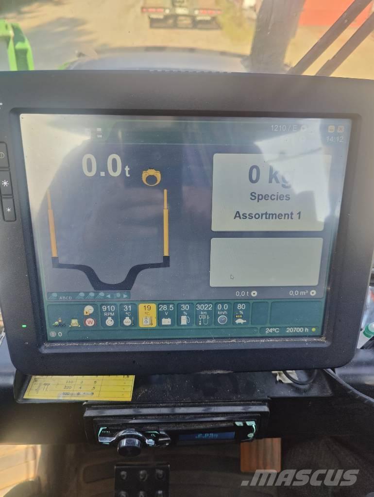 John Deere 1210E Kihordók