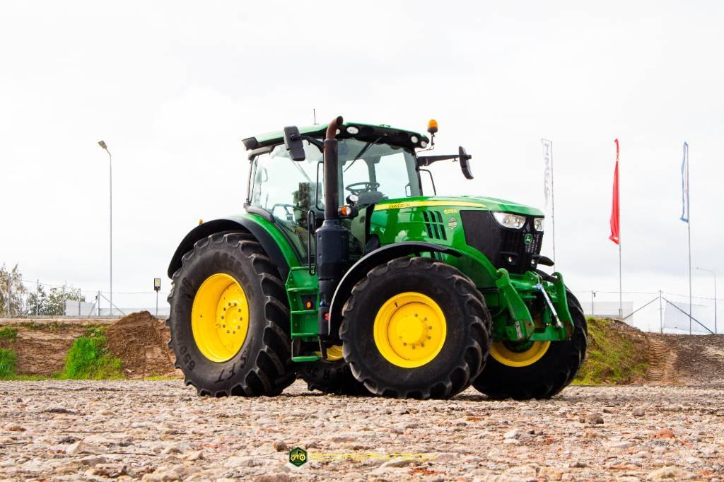 John Deere 6215 R Traktorok