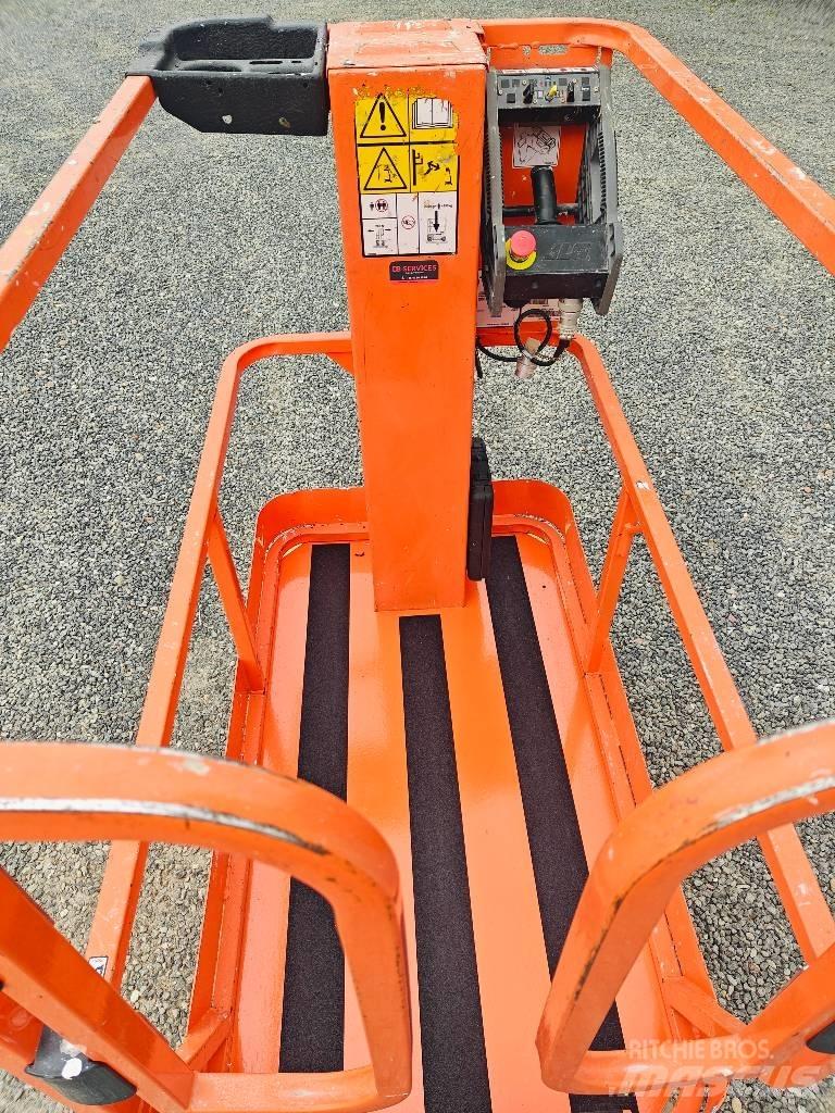 JLG 1230 ES Személyemelők
