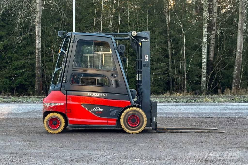 Linde E 30 Elektromos targoncák