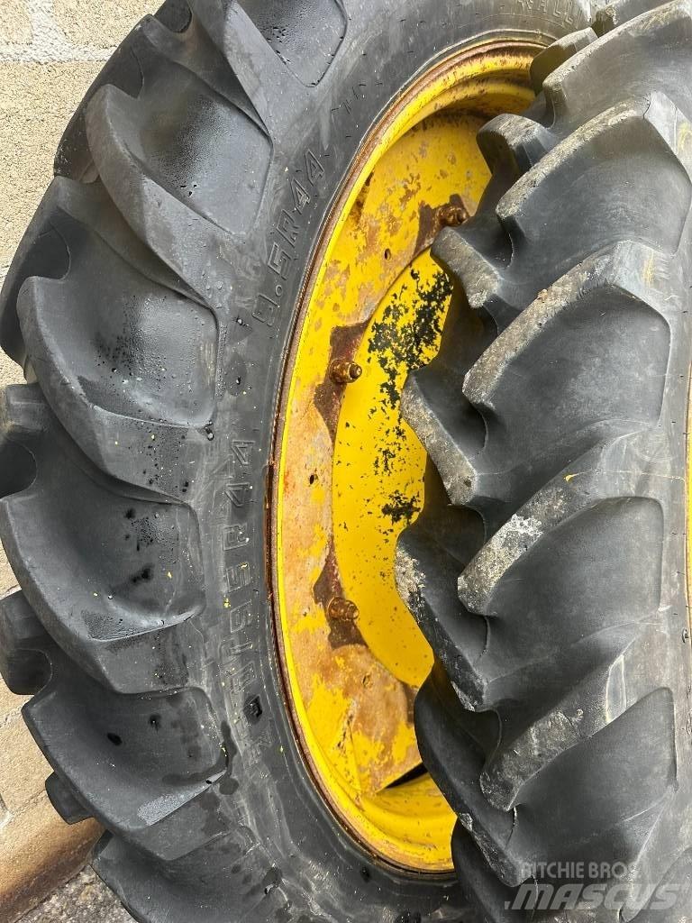 Alliance 230/95R44 Gumiabroncsok, kerekek és felnik