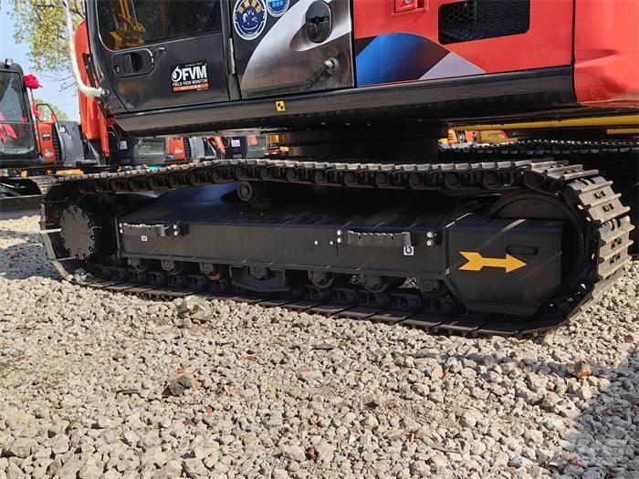 Hitachi ZX 130 Lánctalpas kotrók