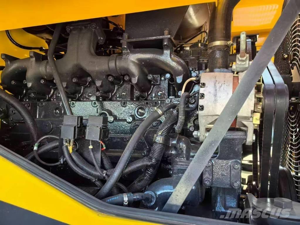 Komatsu WA 470 Gumikerekes homlokrakodók