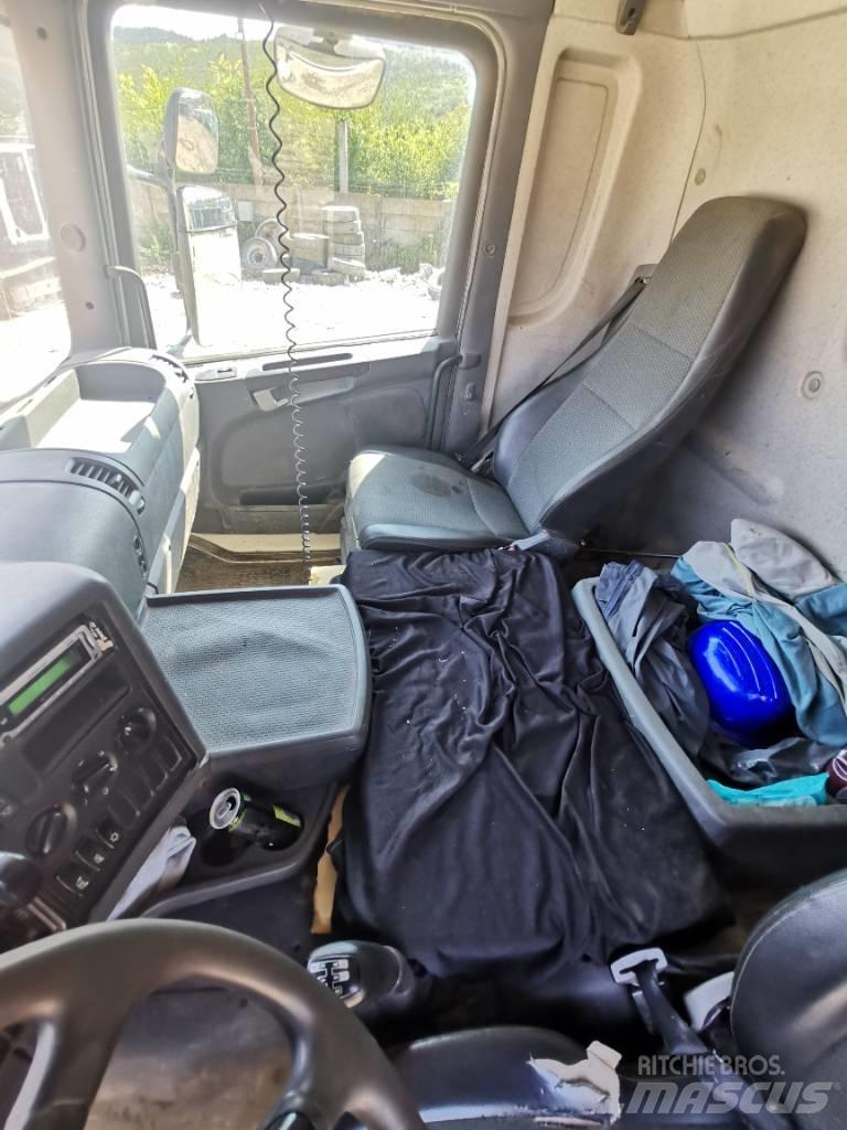 Scania R 560 Billenő teherautók