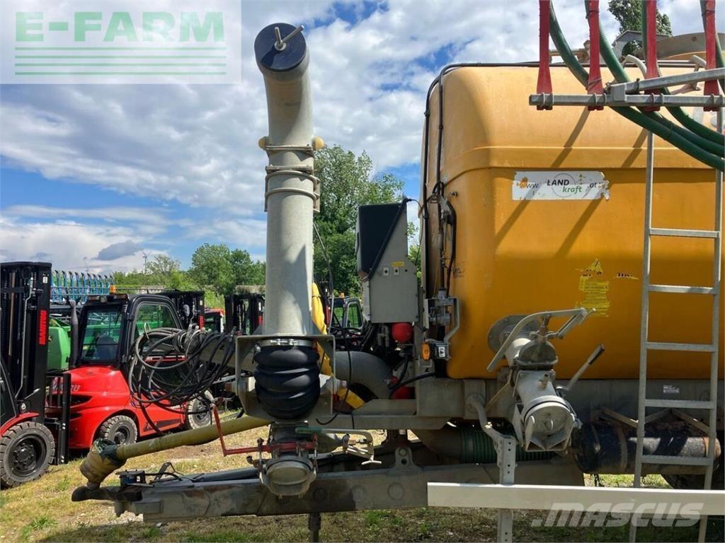  18500 Tartályos félpótkocsik