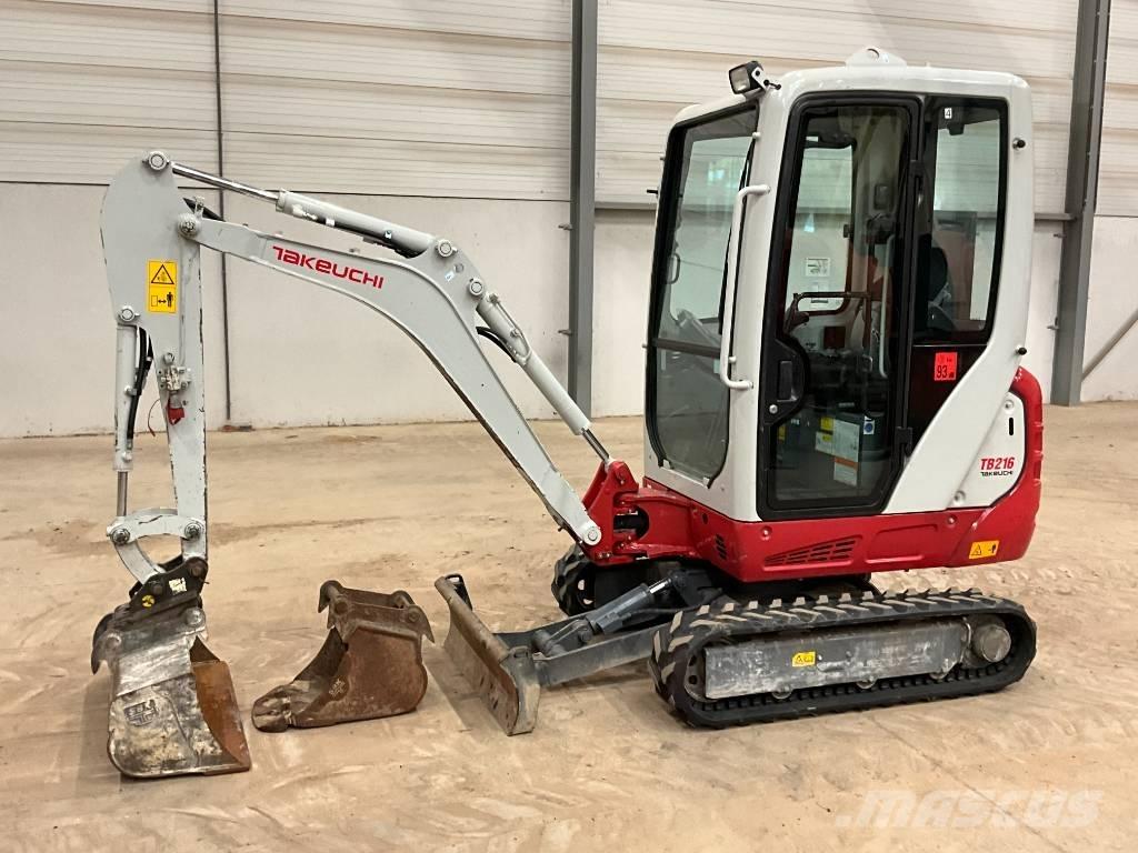 Takeuchi TB 216 Mini kotrók < 7t