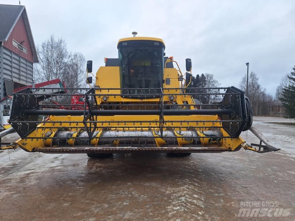 New Holland TC 56 RS Kombájnok