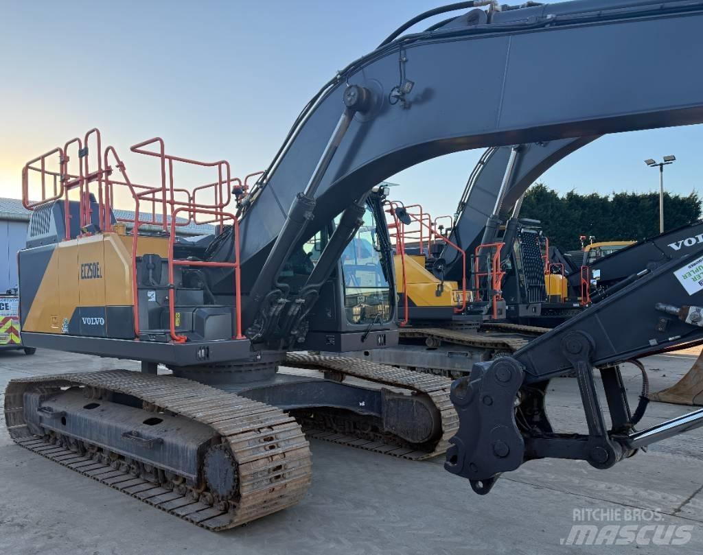 Volvo EC 250 EL Lánctalpas kotrók