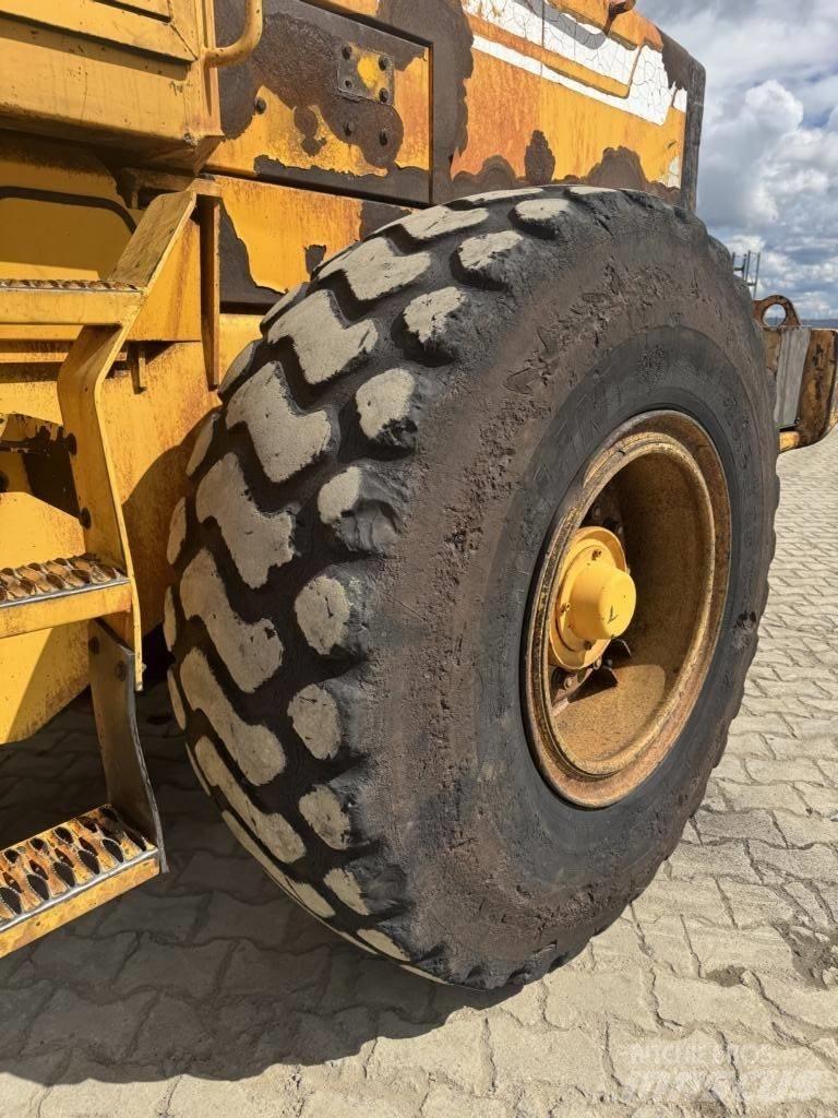 Volvo L 70 C Gumikerekes homlokrakodók