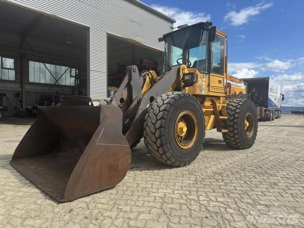 Volvo L 70 C Gumikerekes homlokrakodók
