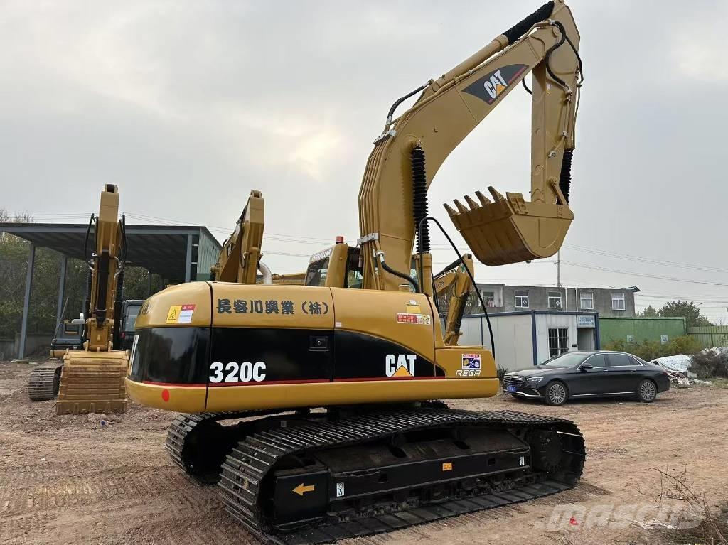 CAT 320 C Lánctalpas kotrók