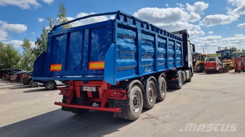 Bodex KIS 3 W Konténeremelő félpótkocsik