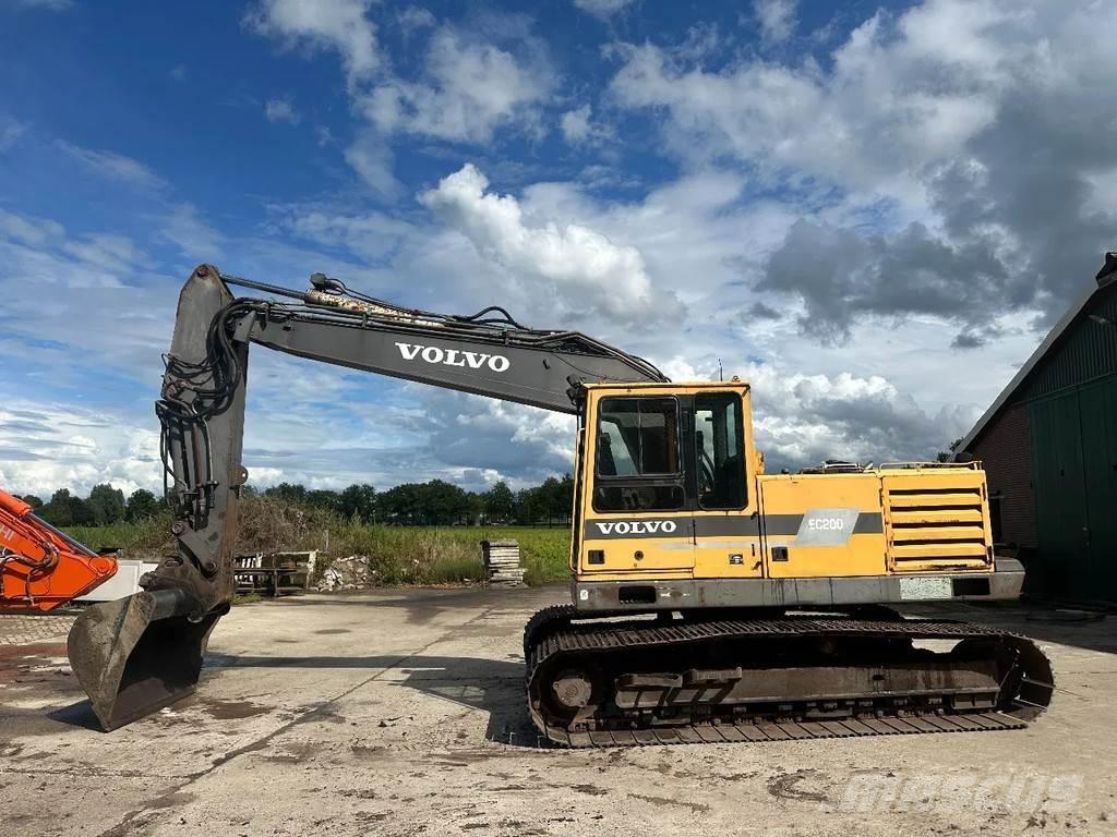 Volvo EC200 Lánctalpas kotrók
