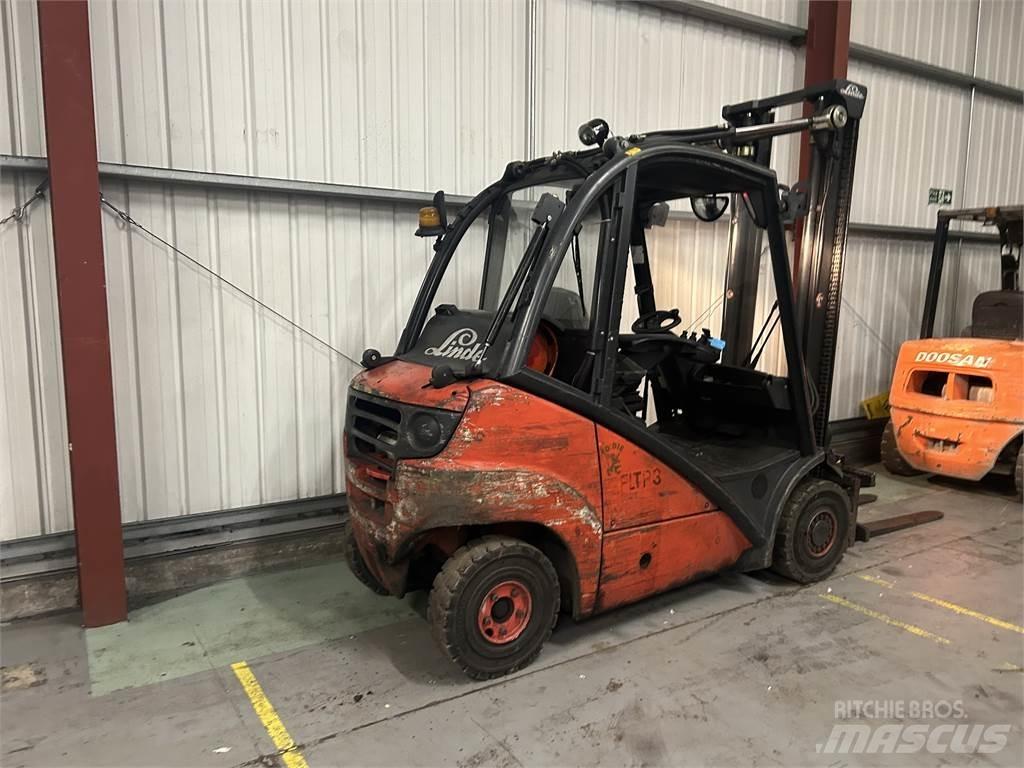 Linde H25T Gázüzemű targoncák