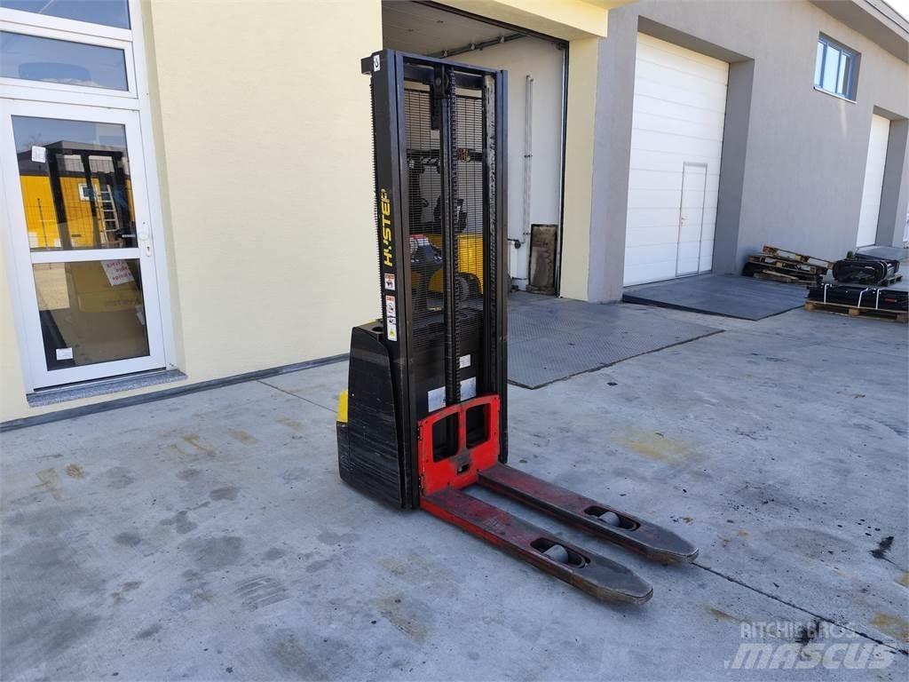 Hyster S1.0E Gyalogkíséretű targonca