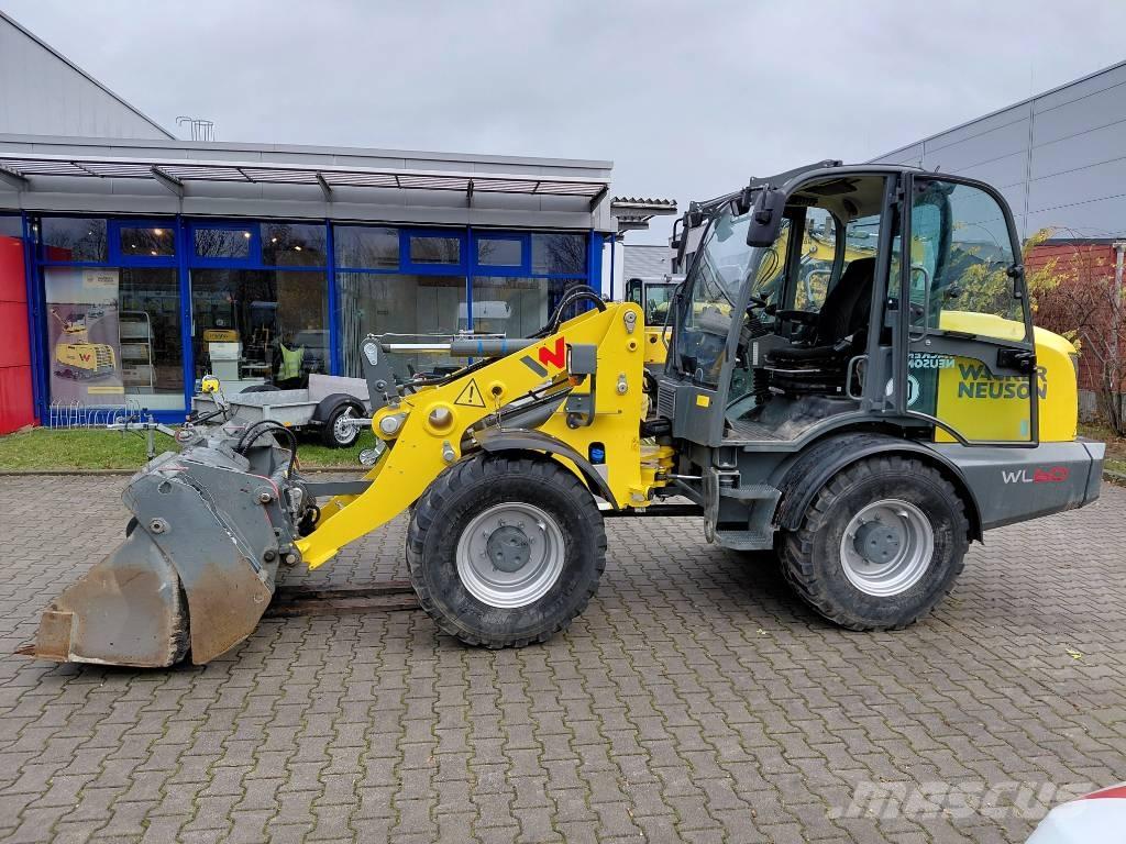 Wacker Neuson WL60 Gumikerekes homlokrakodók