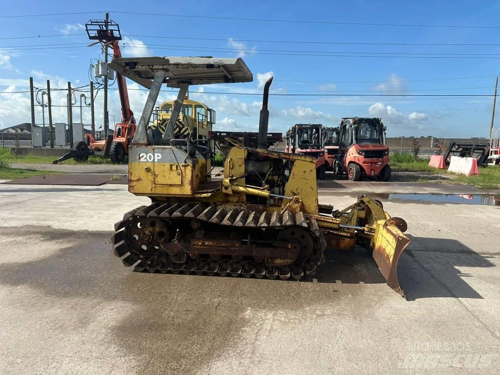 Komatsu D 20P-7 lánctalpas dózerek