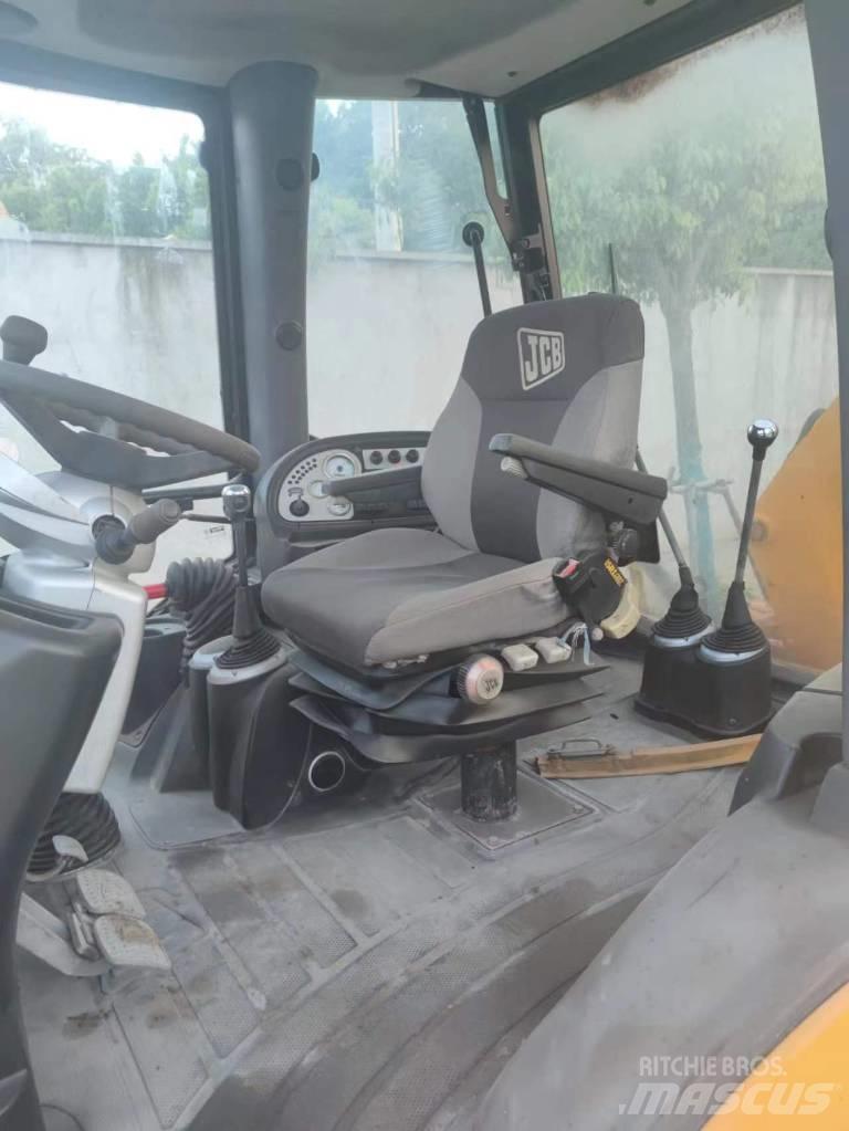 JCB 3 CX Kotrórakodók
