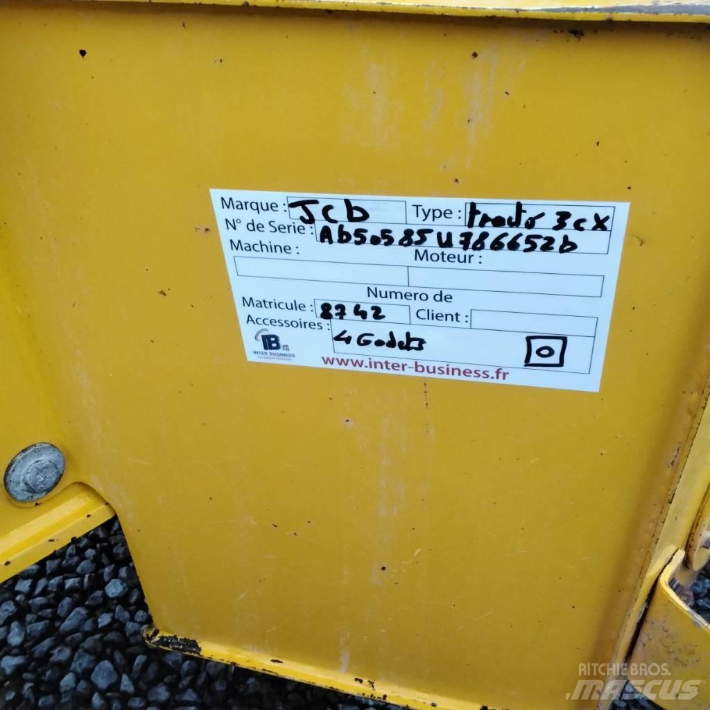 JCB 3 CX Kotrórakodók